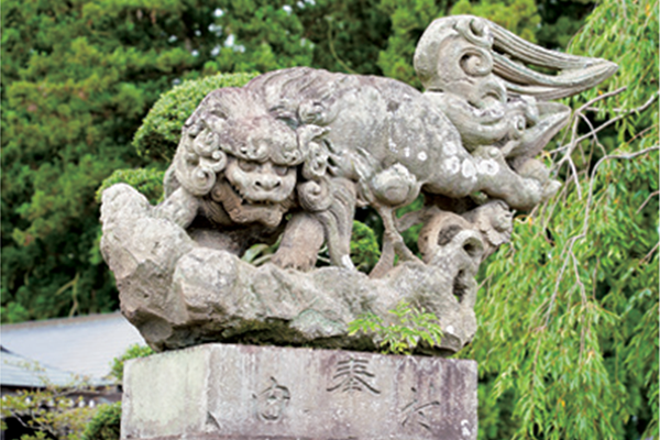 川田神社の狛犬